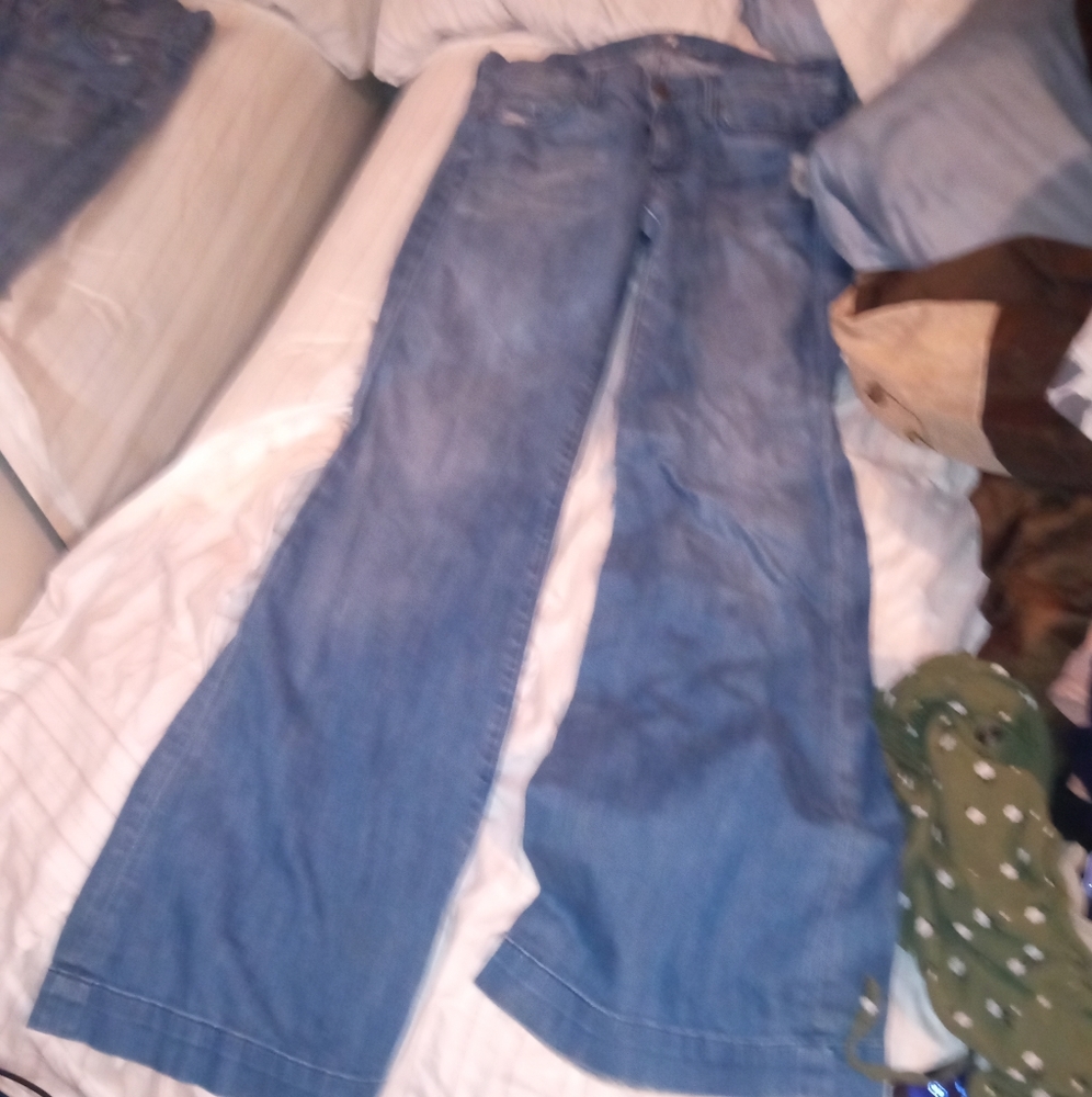 Seven Jeans